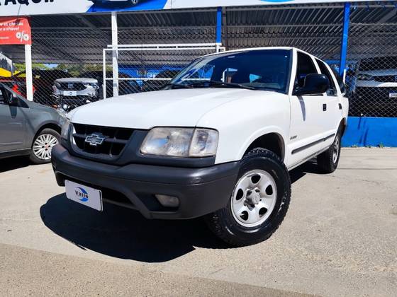 CHEVROLET BLAZER 2.2 MPFI STD 4X2 8V GASOLINA 4P MANUAL CHEVROLET BLAZER 2.2 MPFI STD 4X2 8V GASOLINA 4P MANUAL